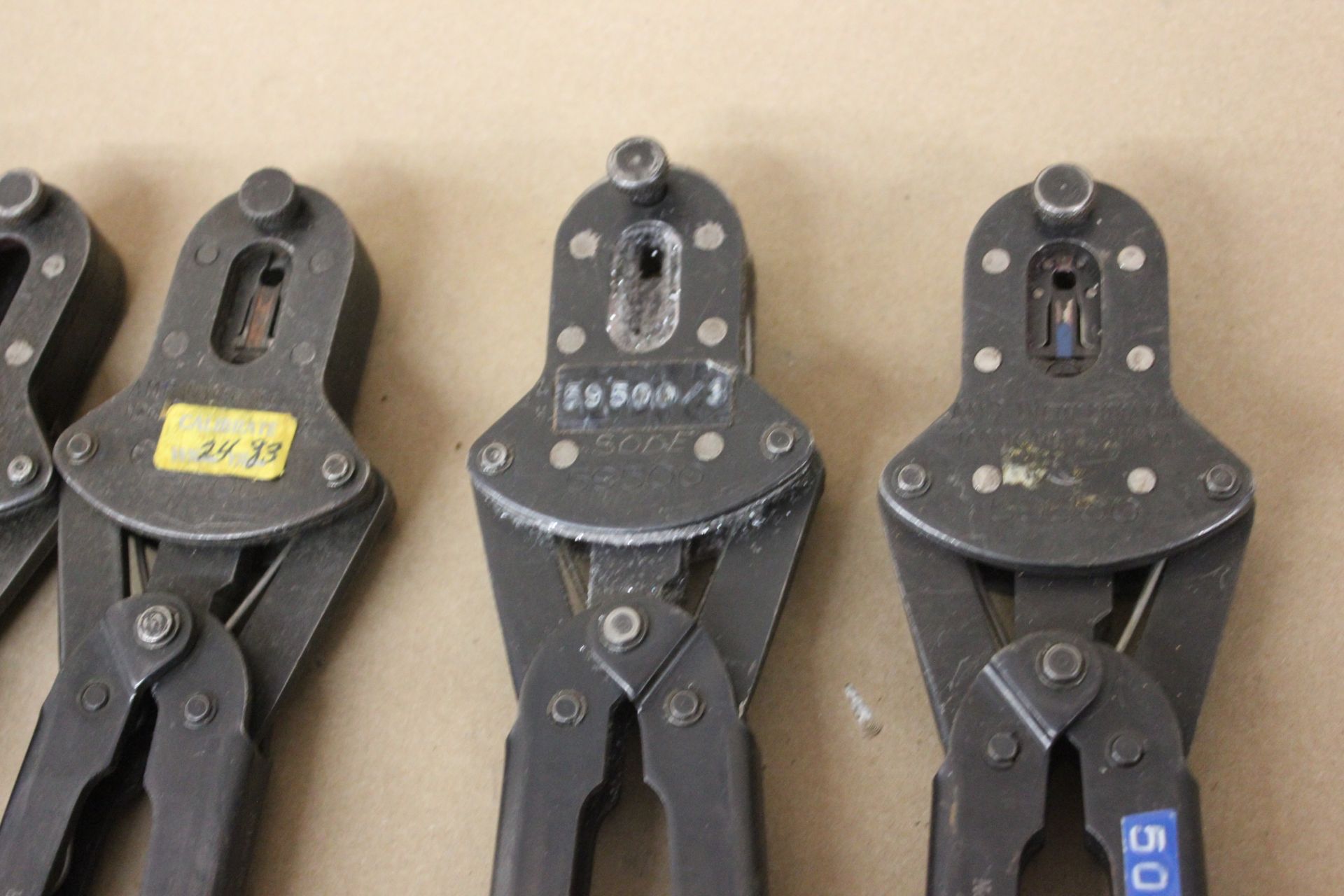 LOT OF AMP INDUSTRIAL CRIMPERS CRIMP TOOLS - Image 3 of 6