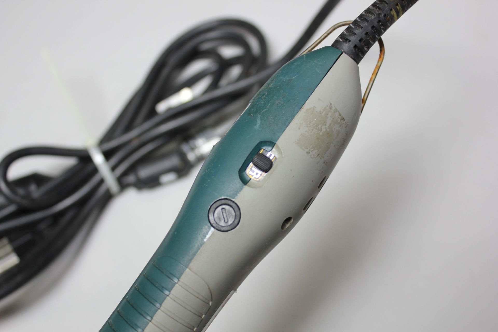 MOUNTZ ELECTRIC TORQURE SCREWDRIVER - Image 5 of 7