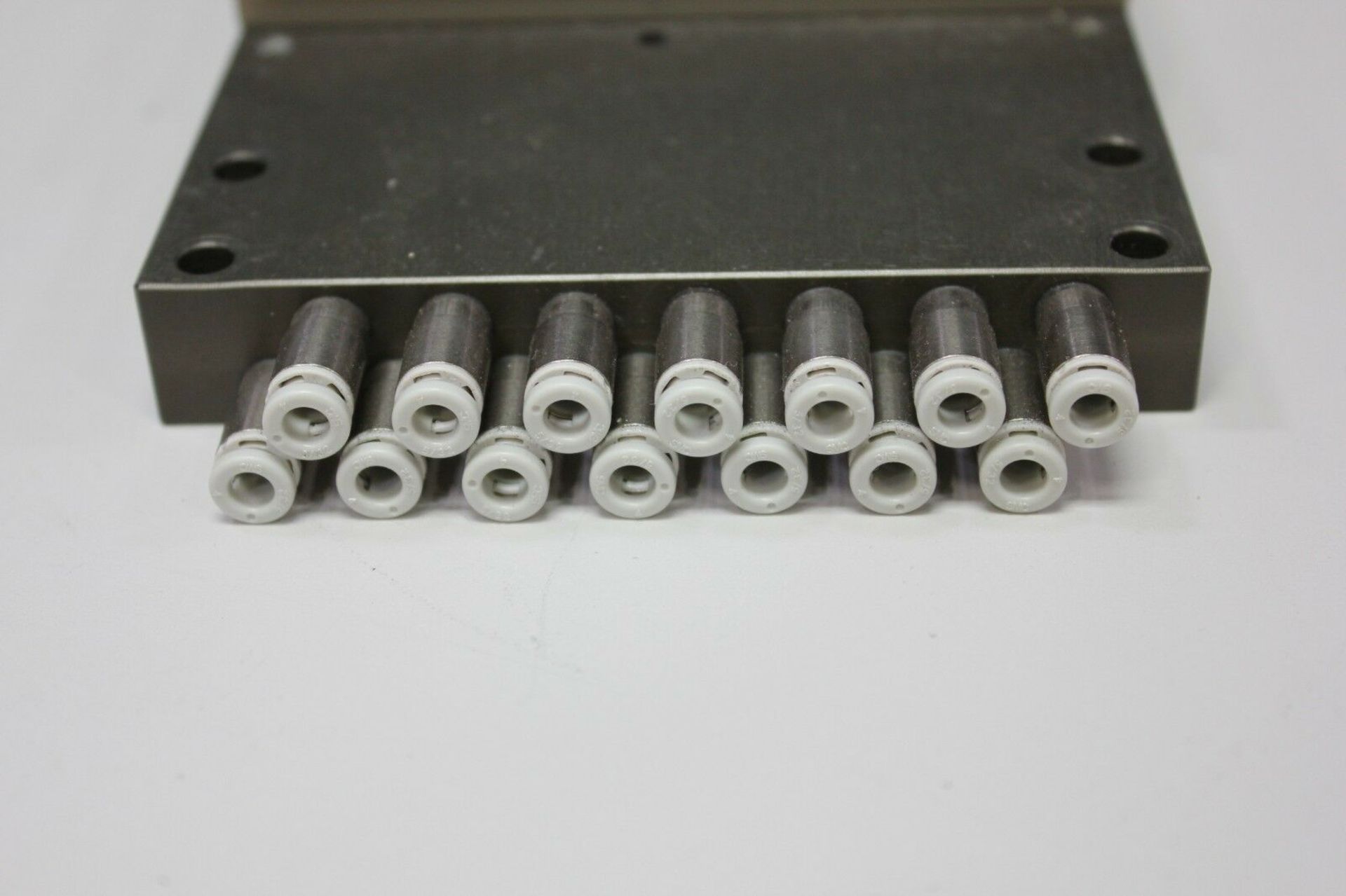 VACUUM CHUCK PLATE TABLE - Image 4 of 5