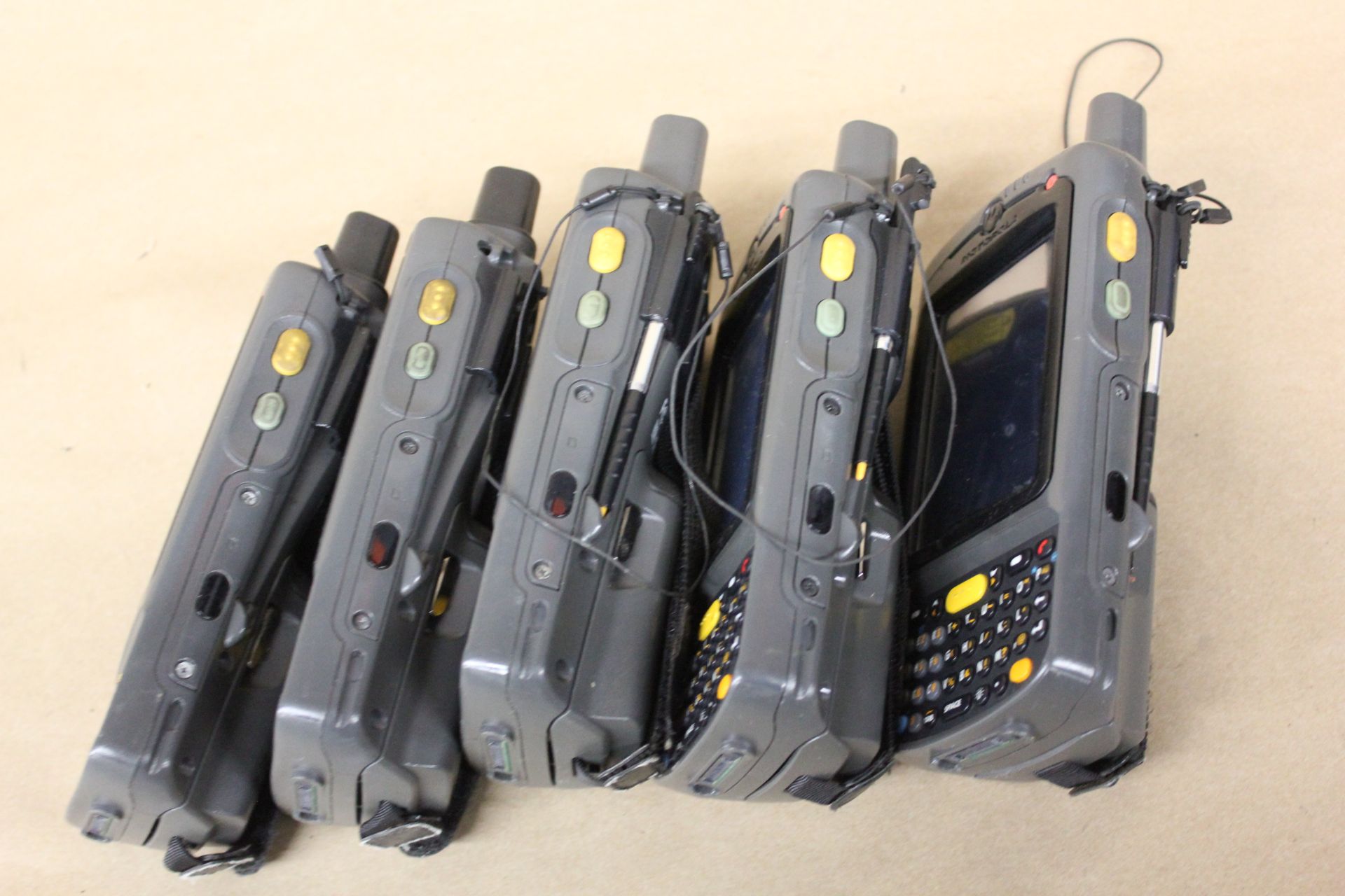 LOT OF MOTOROLA SYMBOL HANDHELD MOBILE COMPUTER BARCODE SCANNERS - Image 4 of 11