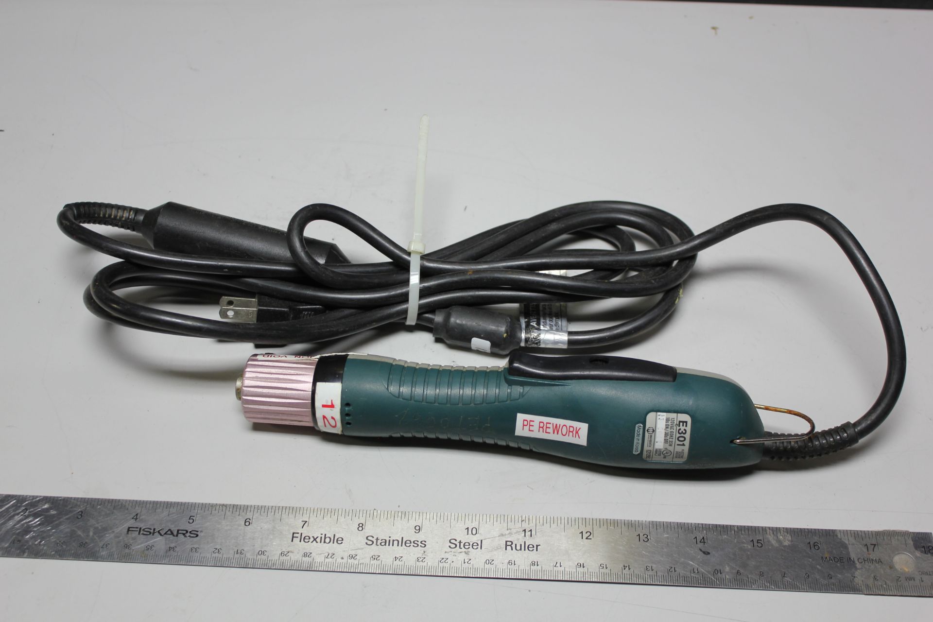 MOUNTZ ELECTRIC TORQURE SCREWDRIVER