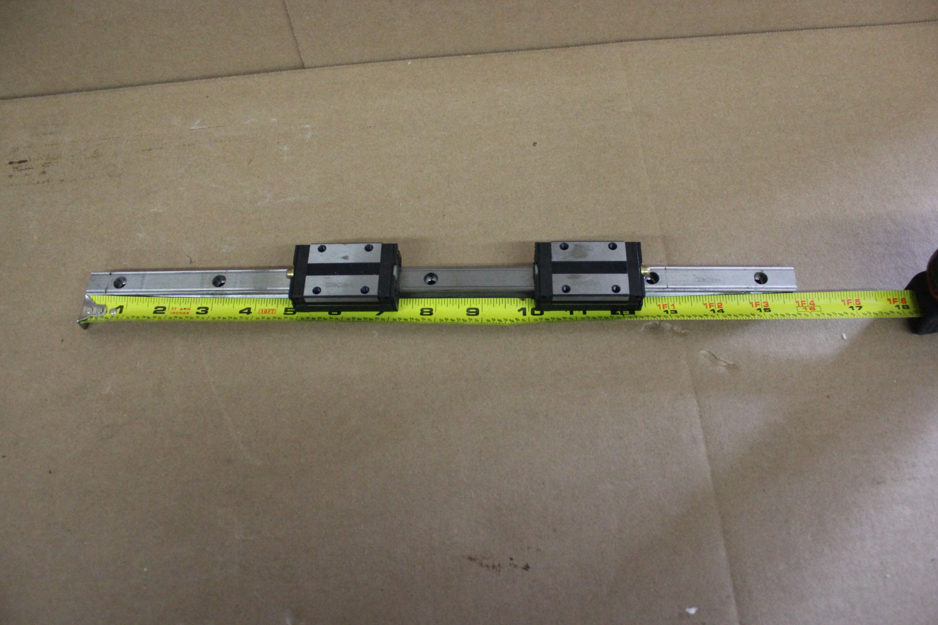 16" LINEAR GUIDE RAIL WITH GUIDE BLOCKS - Image 4 of 5