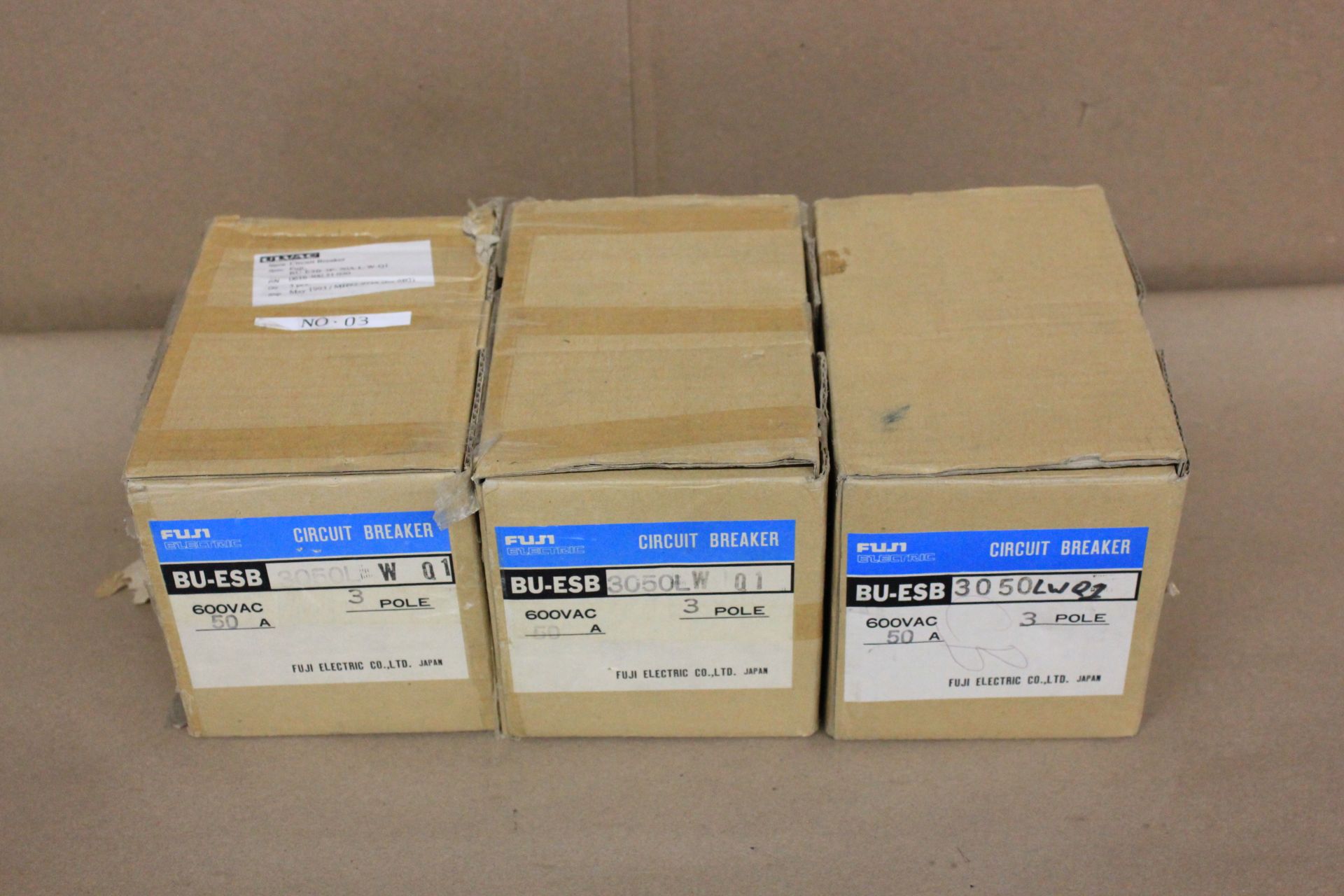 LOT OF NEW FUJI CIRCUIT BREAKERS