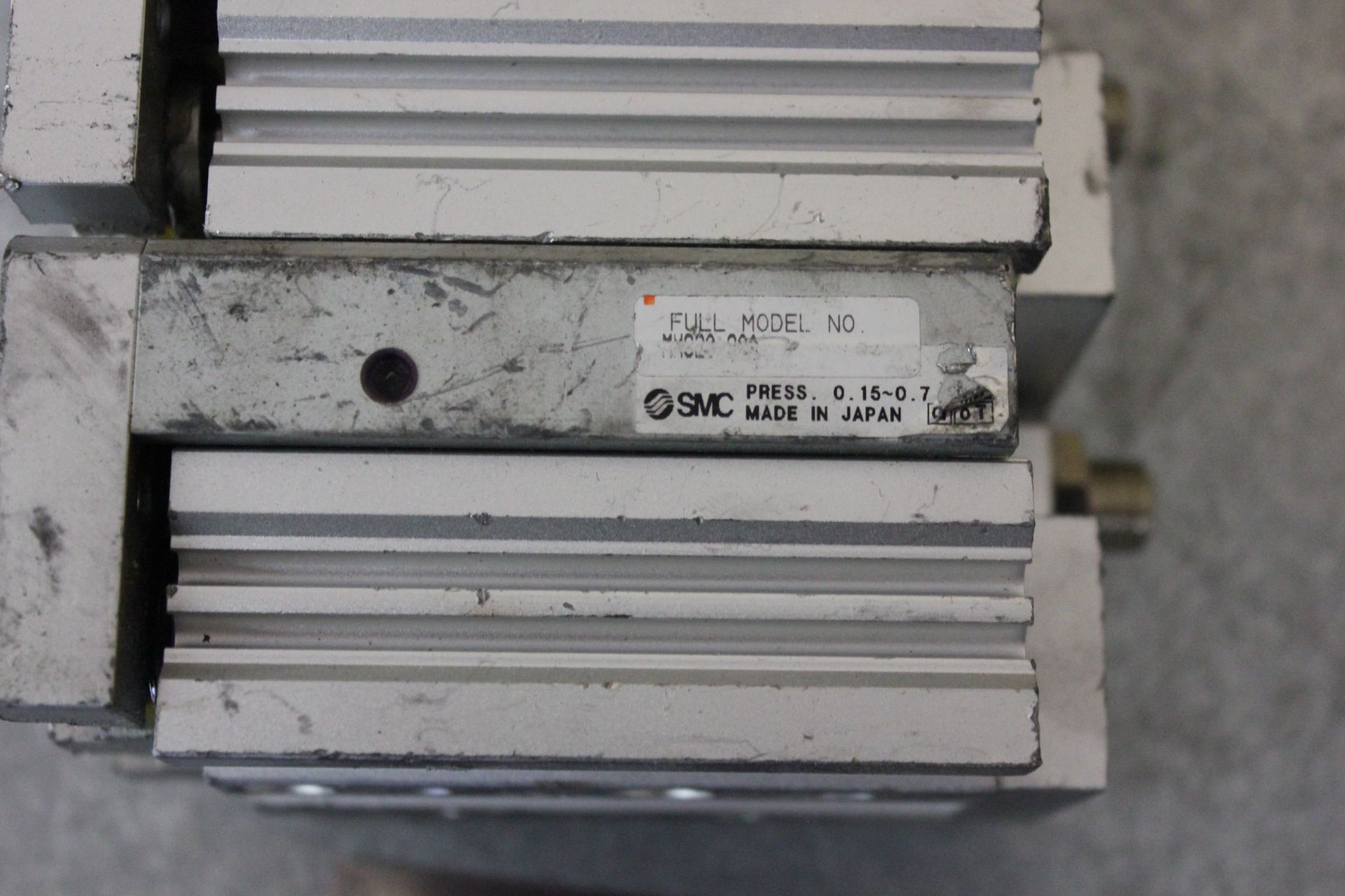 LOT OF SMC LINEAR SLIDE TABLE PNEUMATIC CYLINDERS - Image 7 of 7