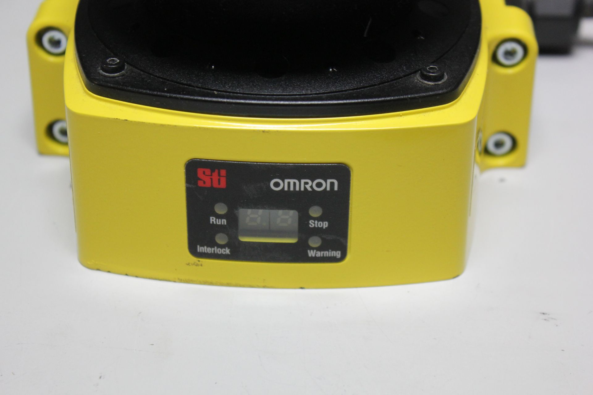 OMRON STI SAFETY LASER SCANNER - Image 2 of 5