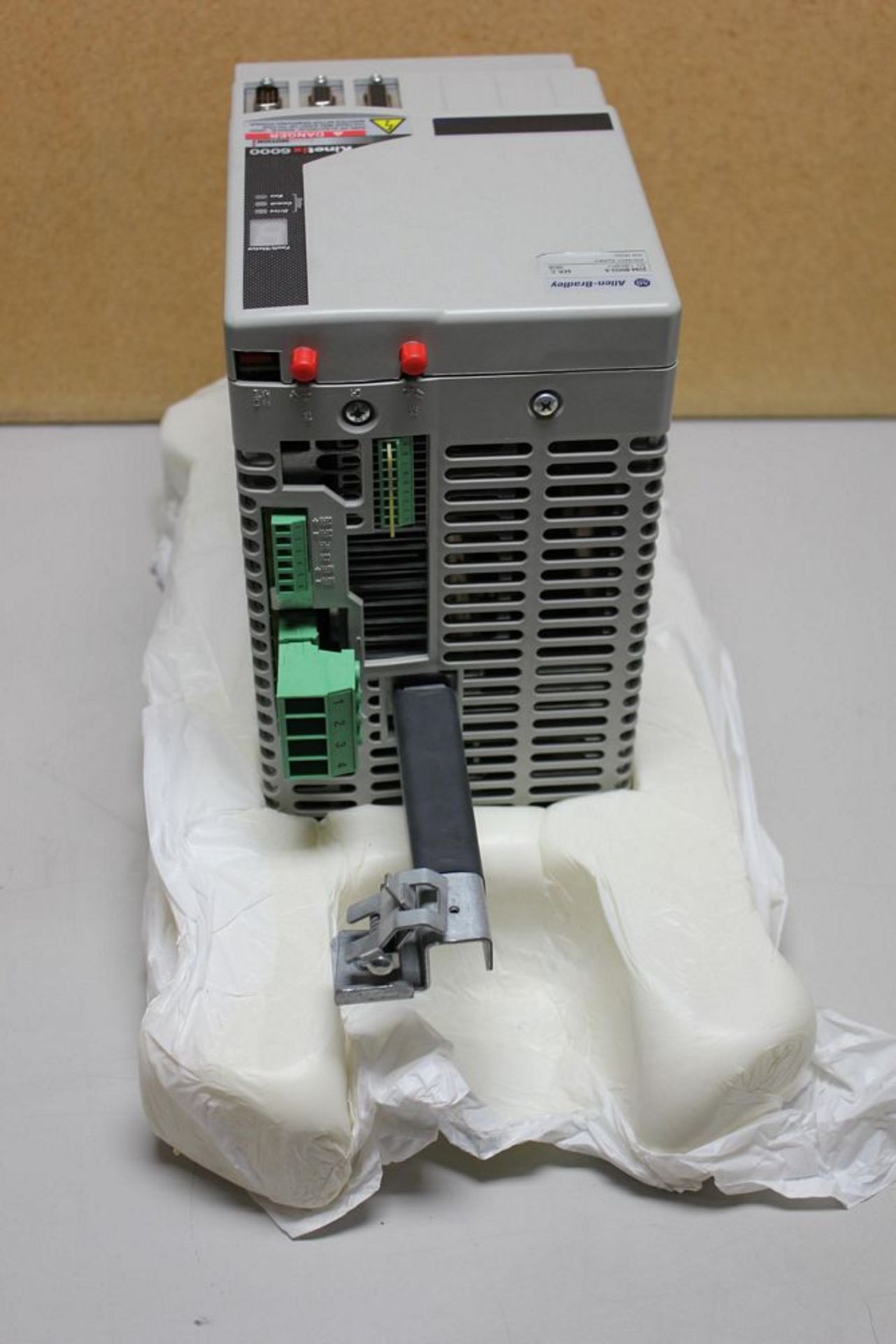 ALLEN BRADLEY KINETIX 6000 30A AXIS MODULE - Image 7 of 8