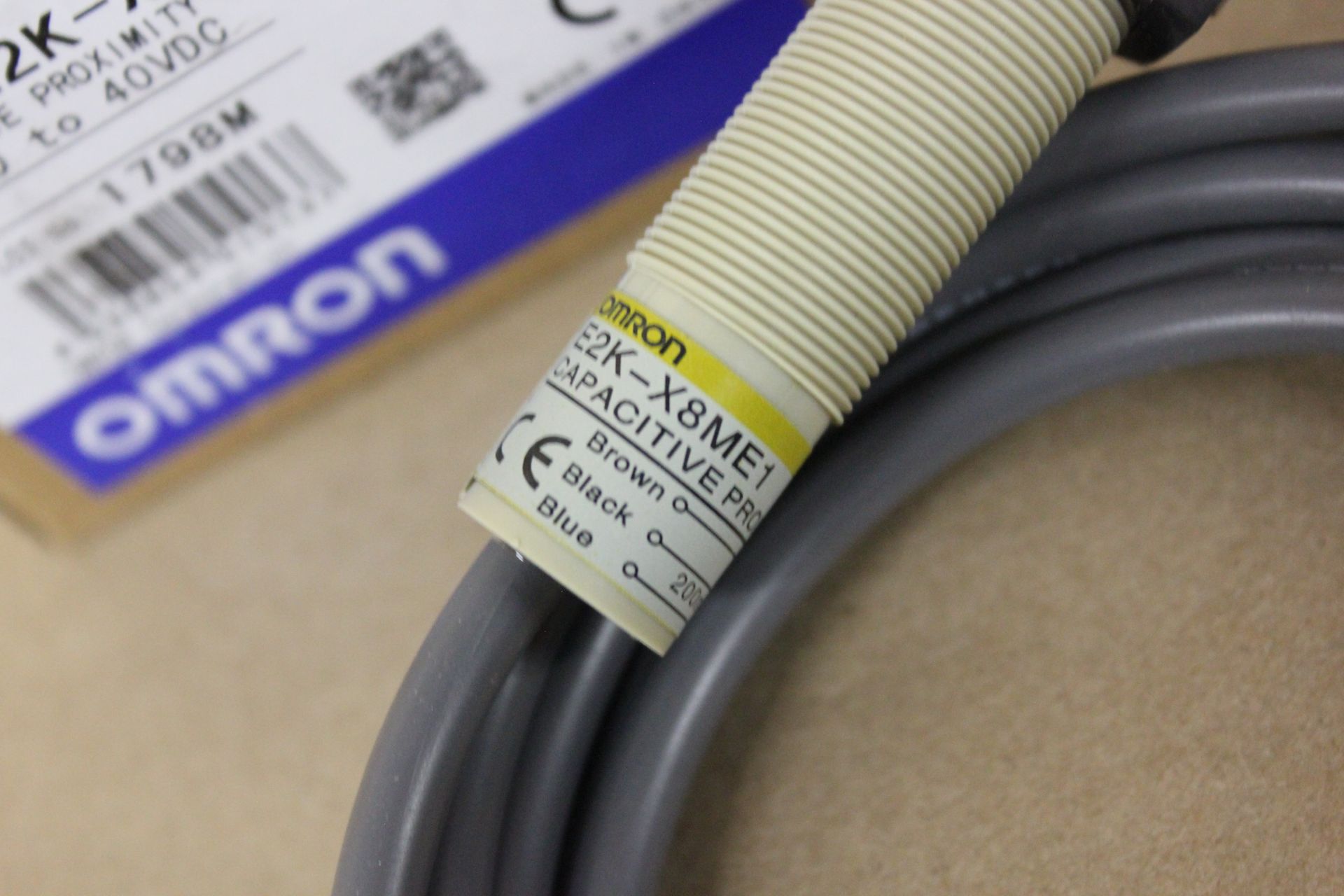 NEW OMRON CAPACITIVE PROXIMITY SWITCH - Image 2 of 2