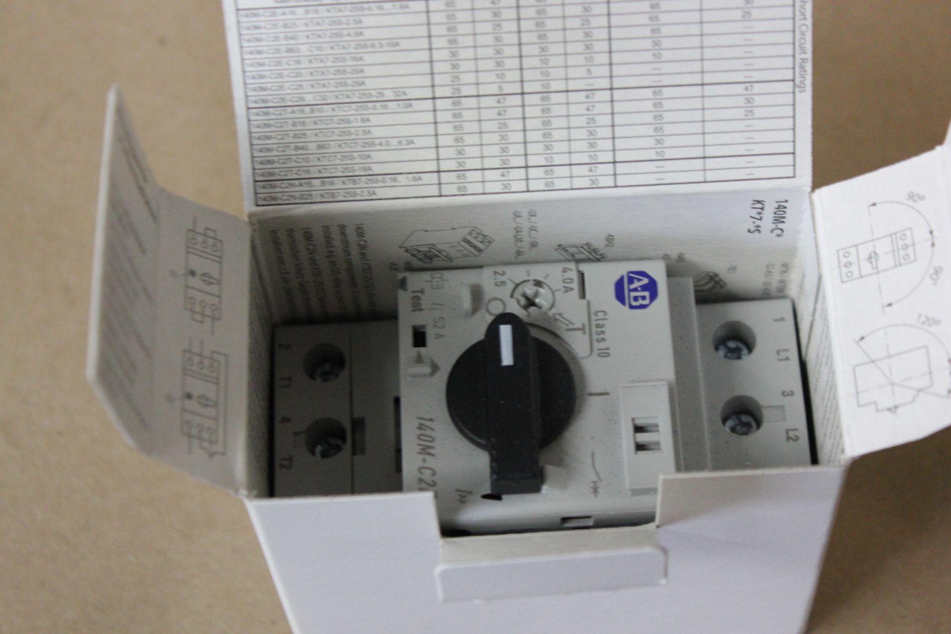 NEW ALLEN BRADLEY MOTOR PROTECTOR/CIRCUIT BREAKER - Image 2 of 3