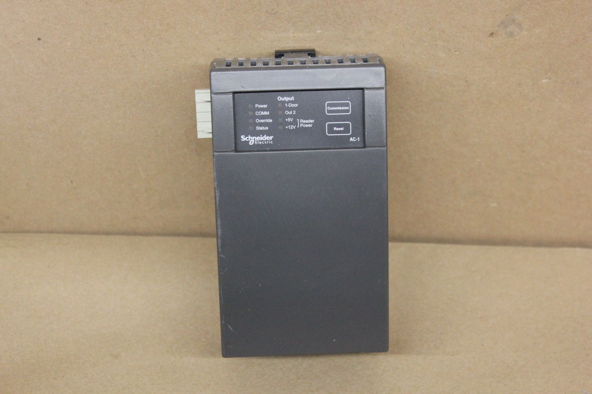 SCHNEIDER ELECTRIC ACCESS CONTROL PLC MODULE