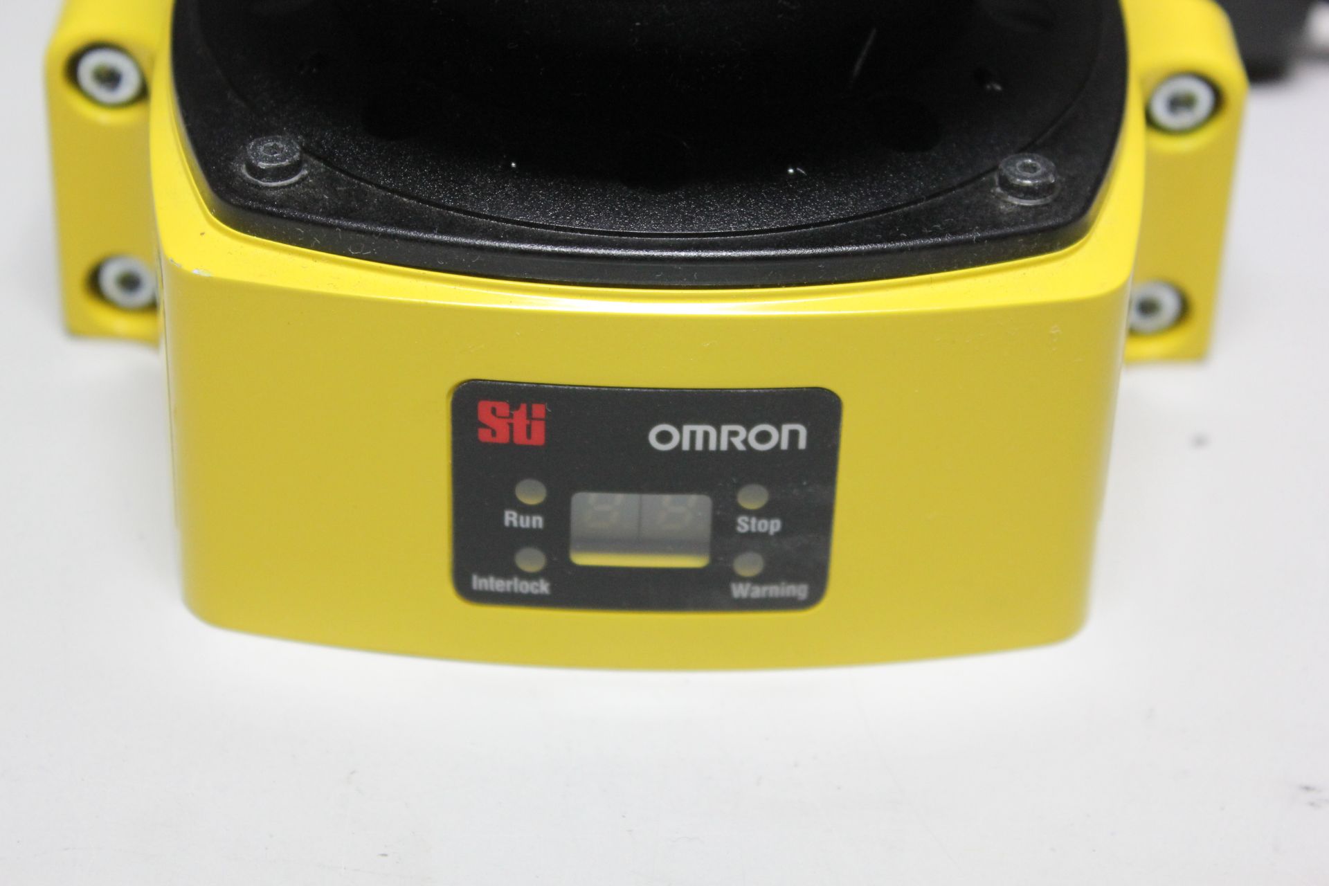 OMRON STI SAFETY LASER SCANNER - Image 2 of 5