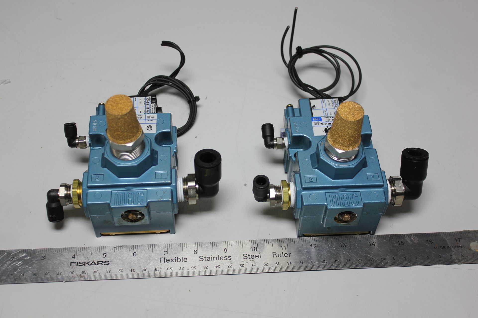 LOT OF MAC SOLENOID VALVES