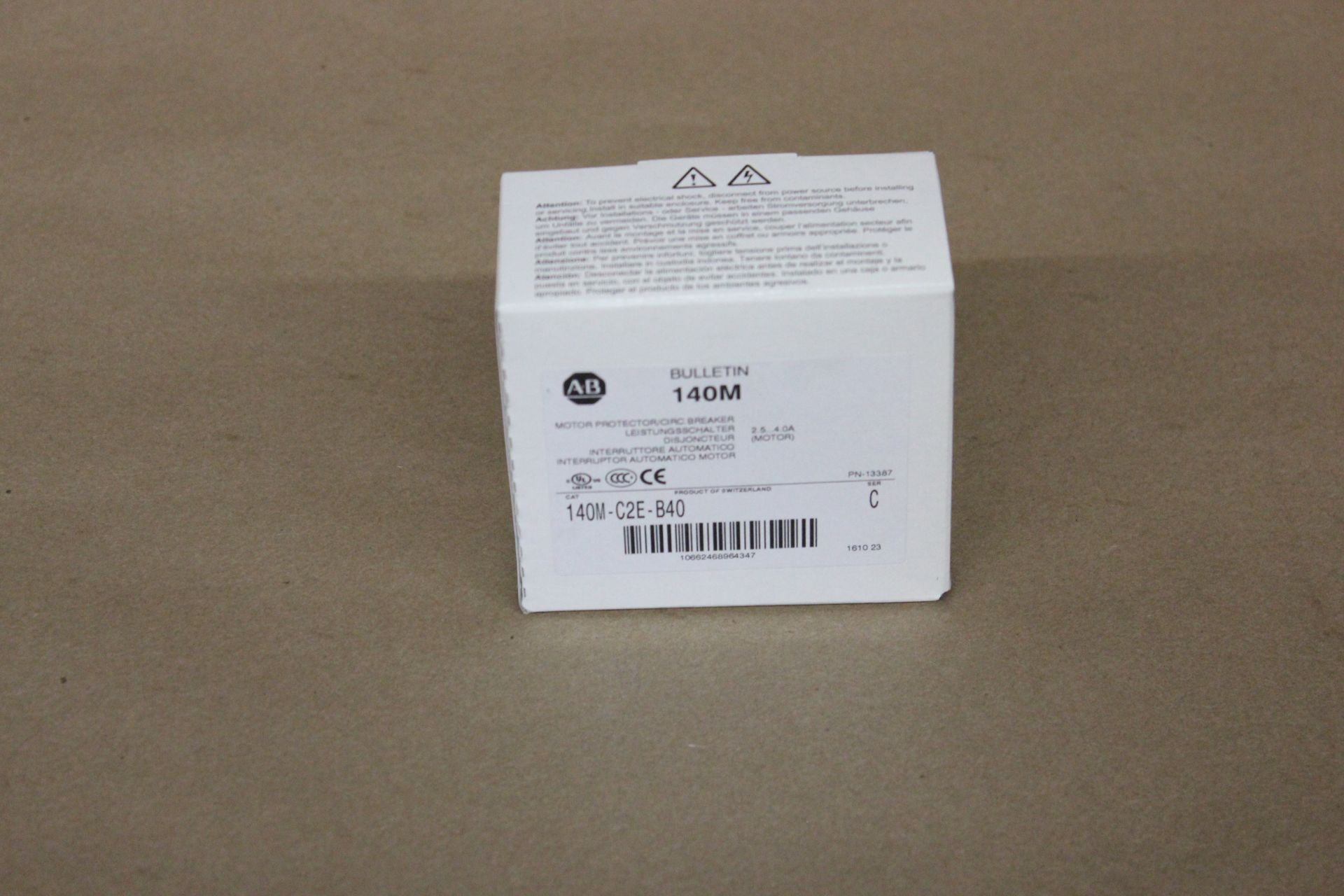 NEW ALLEN BRADLEY MOTOR PROTECTOR/CIRCUIT BREAKER