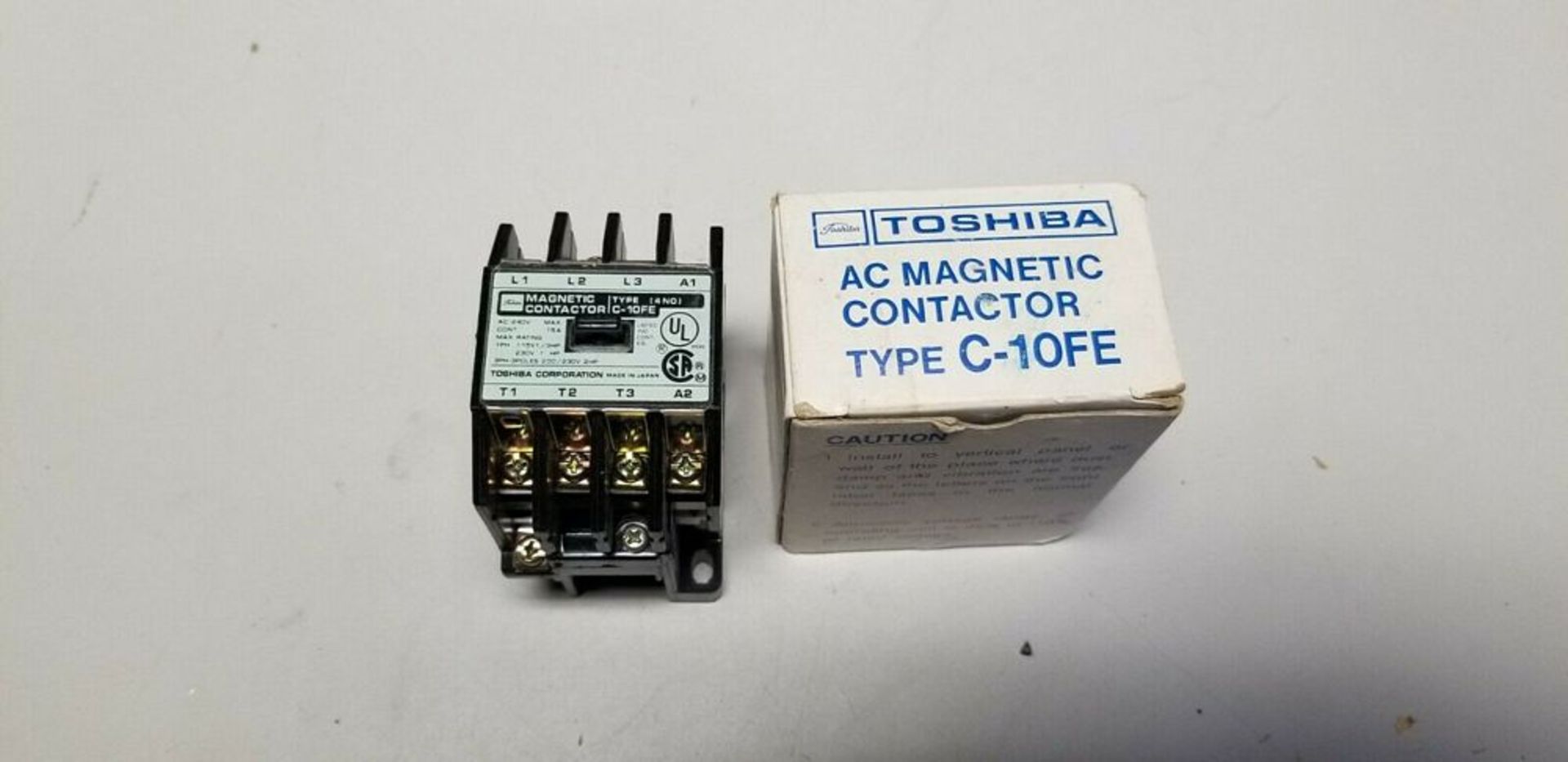 NEW TOSHIBA AC MAGNETIC CONTACTOR