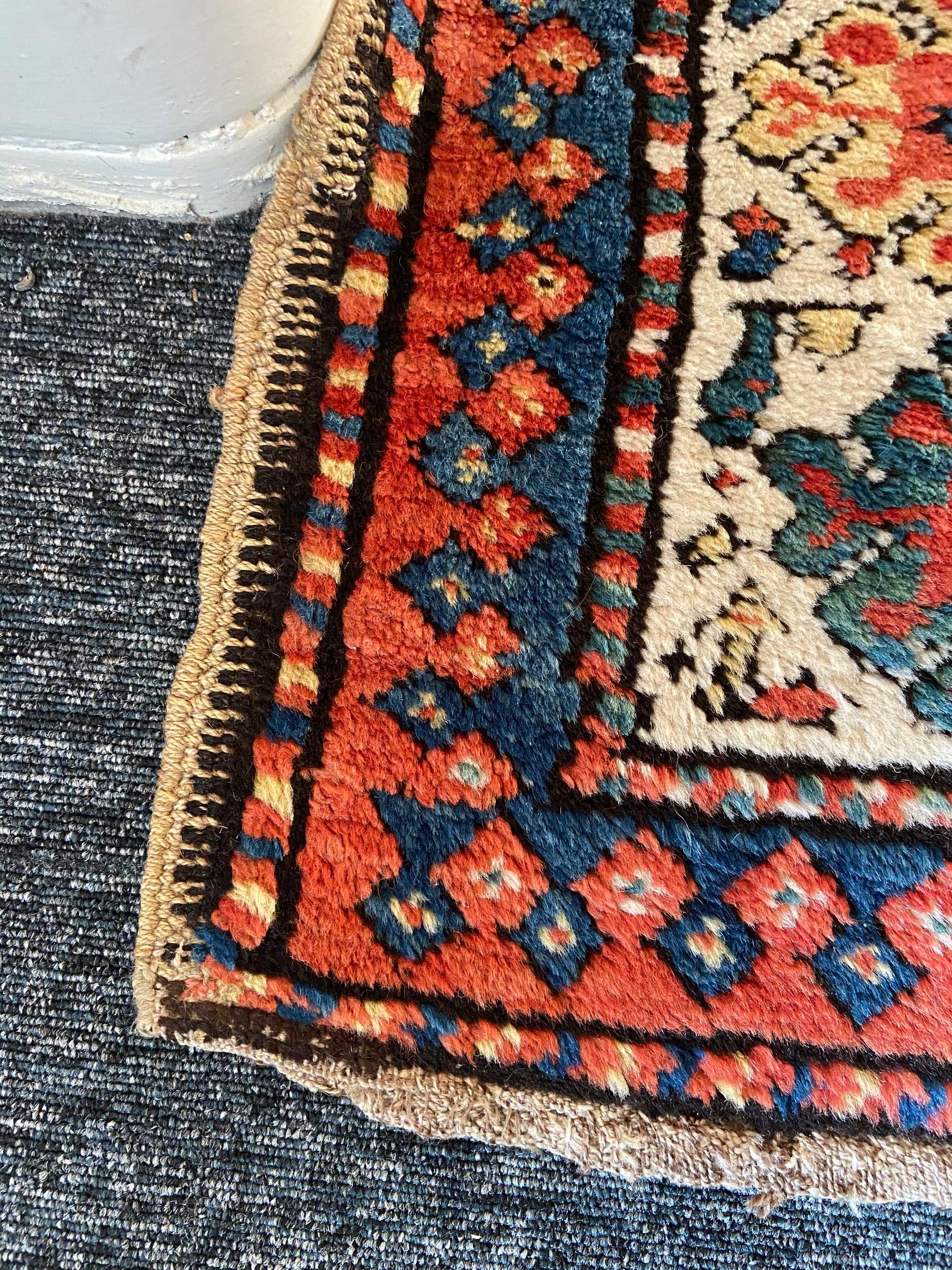 A Caucasian Mughan rug, circa 1890 - Image 3 of 5