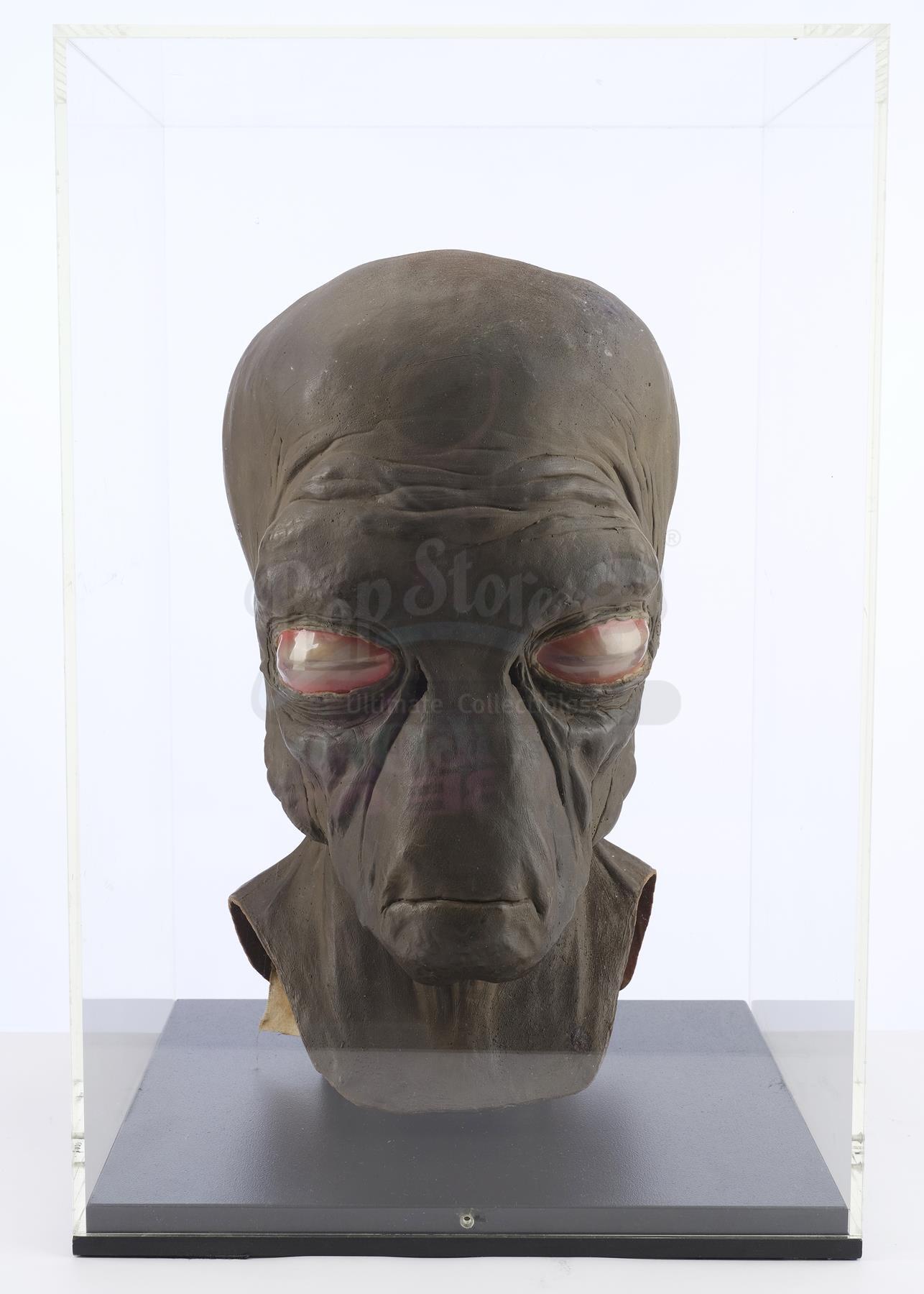 Lot #687 - STAR WARS: A NEW HOPE (1977) - Phil Tippett Collection: Duros Cantina Alien Mask - Image 2 of 4