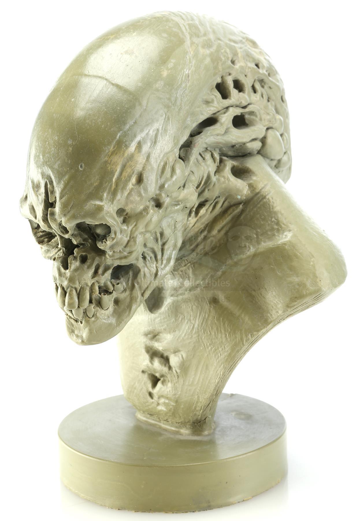 Lot #37 - ALIEN RESURRECTION (1997) - Newborn Alien Maquette - Image 3 of 3