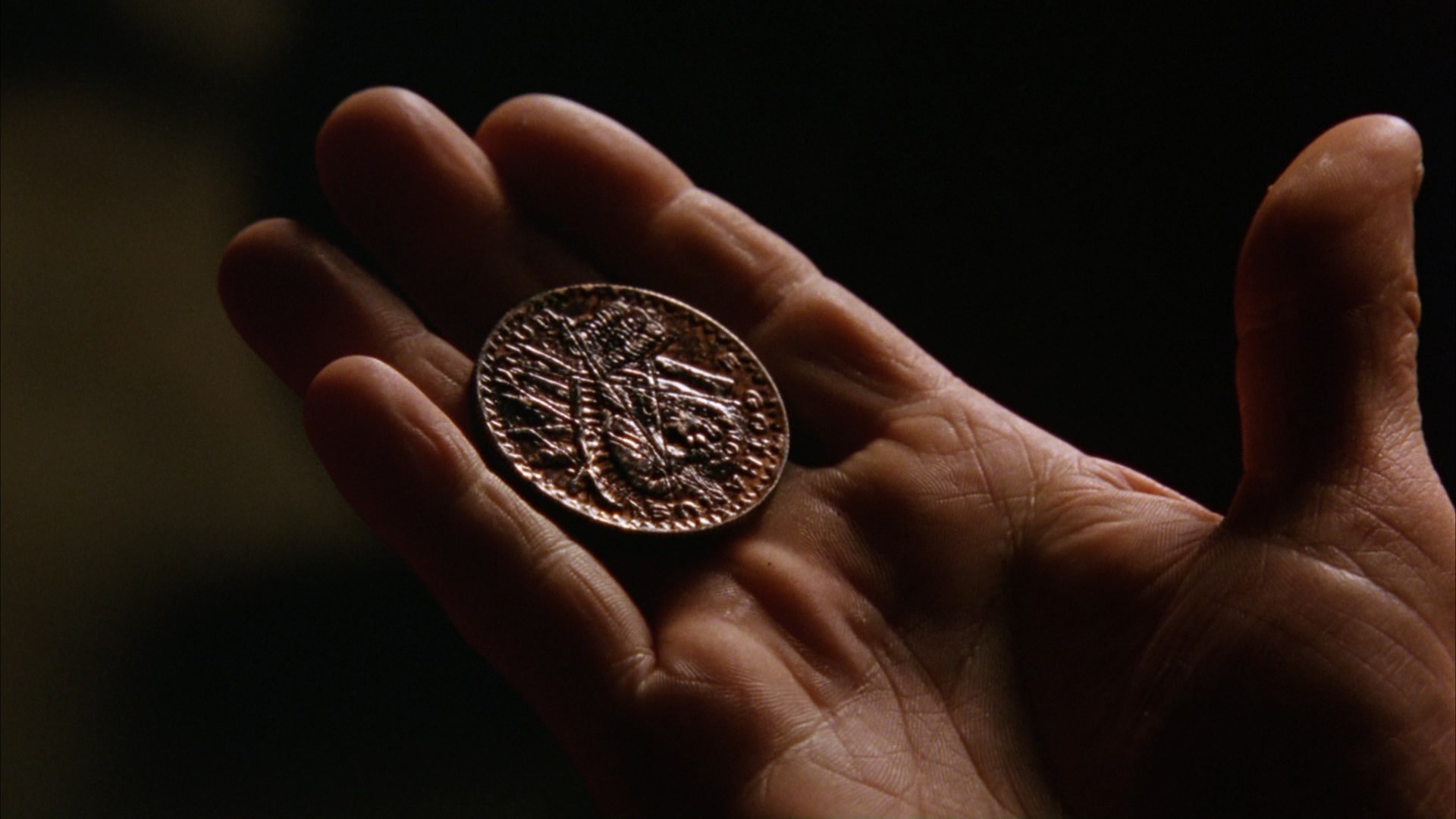 BATMAN FOREVER (1995) - Two-Face's (Tommy Lee Jones) Oversized Coin - Image 11 of 11