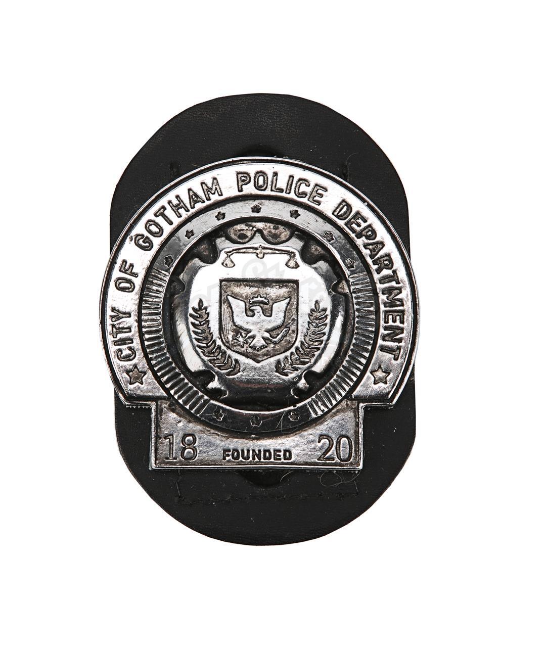 BATMAN BEGINS (2005) - James Gordon's (Gary Oldman) Police Badge