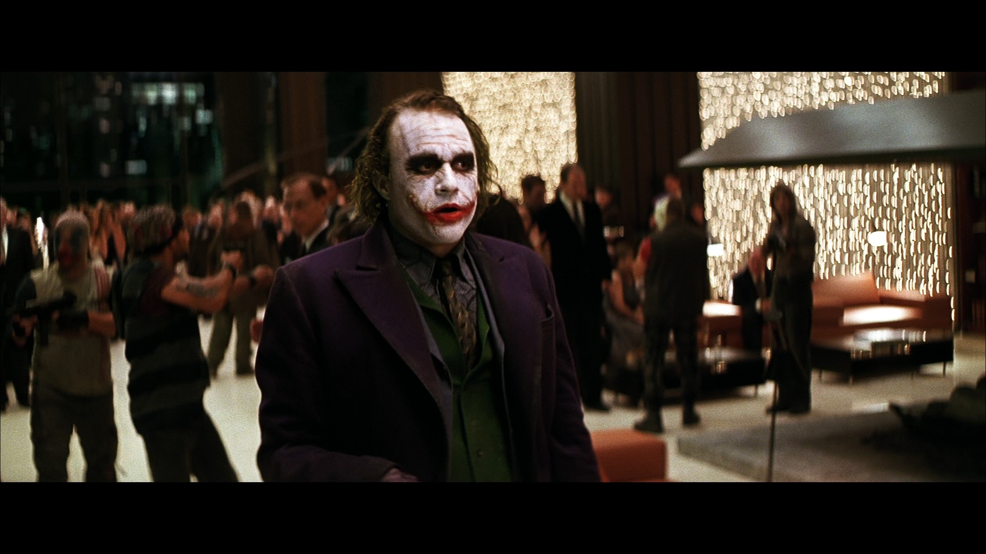 THE DARK KNIGHT (2008) - Joker's (Heath Ledger) Neck Tie - Image 11 of 13