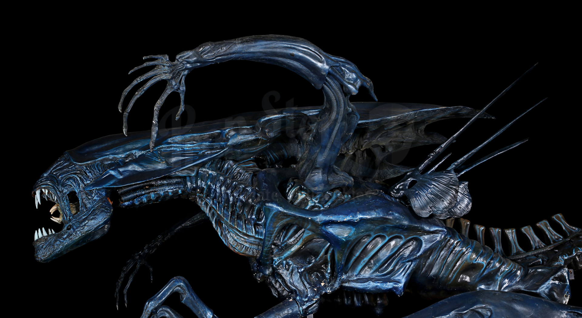 ALIENS (1986) - Full-size Promotional Alien Queen - Image 22 of 38