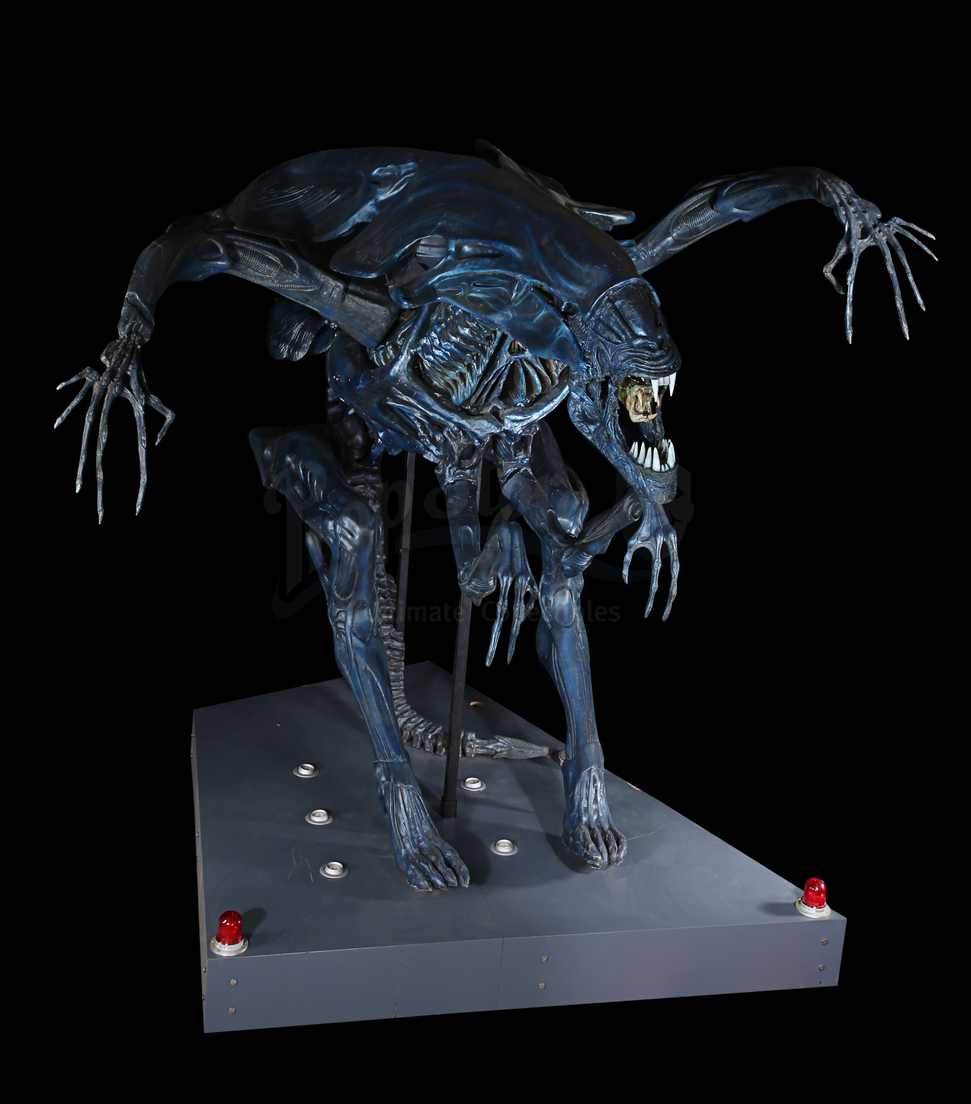 ALIENS (1986) - Full-size Promotional Alien Queen - Image 14 of 38