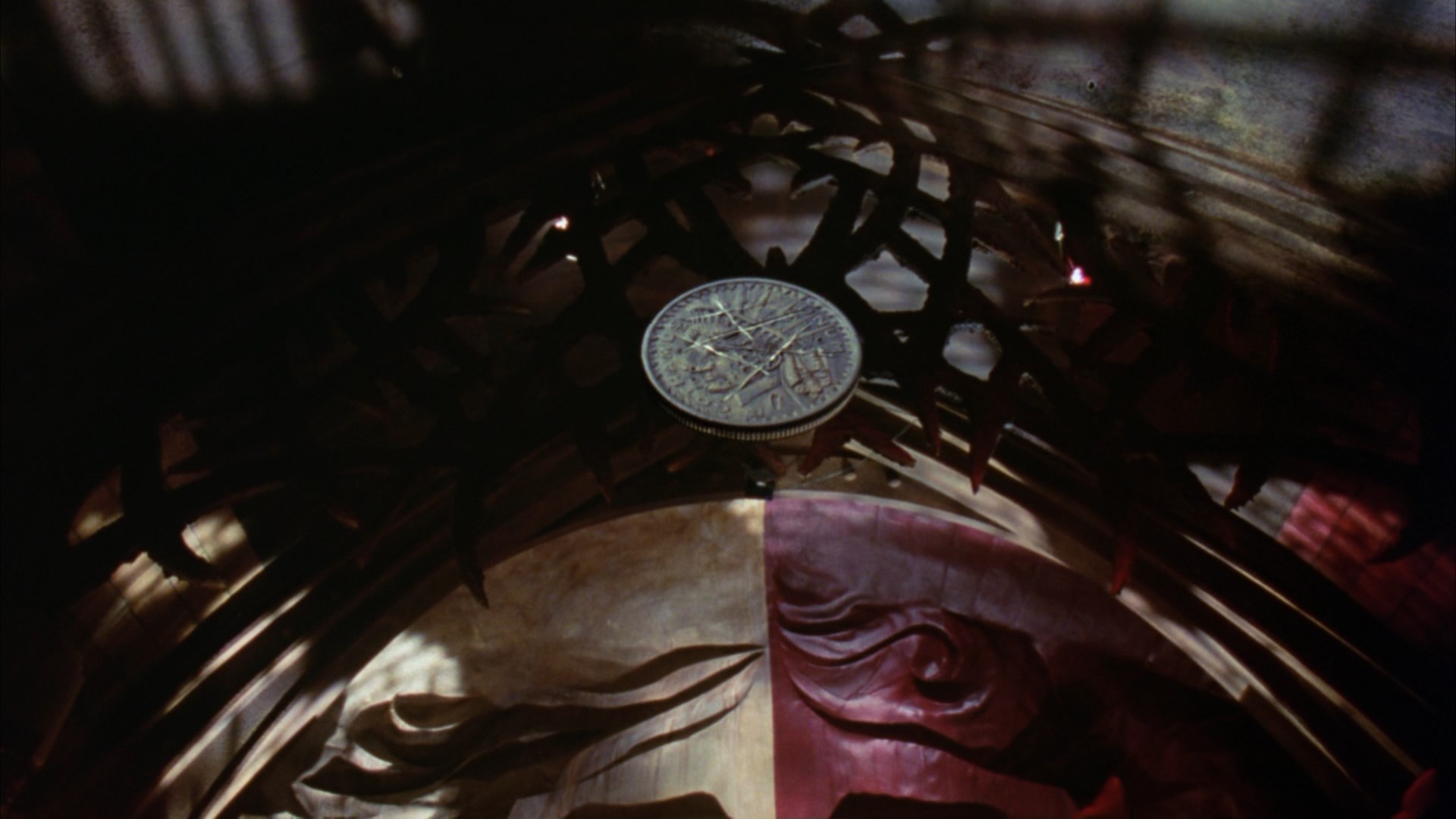 BATMAN FOREVER (1995) - Two-Face's (Tommy Lee Jones) Oversized Coin - Image 9 of 11