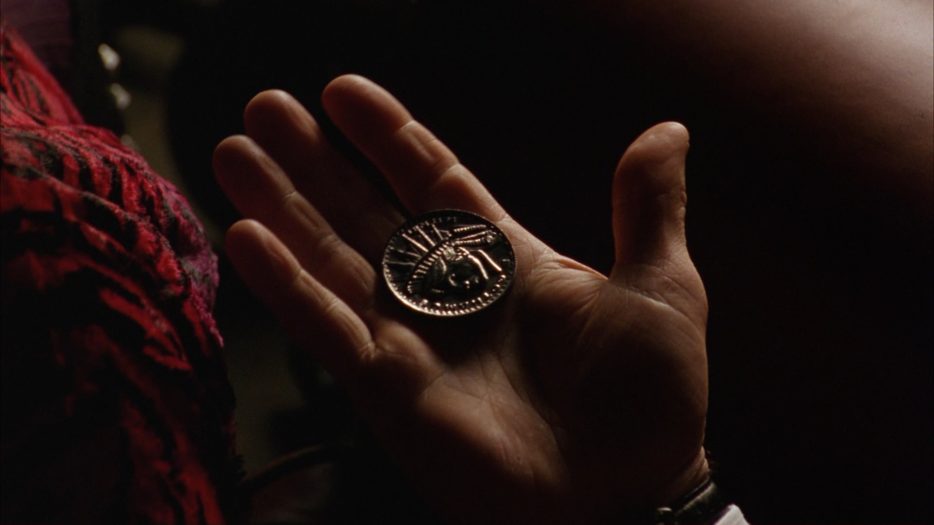 BATMAN FOREVER (1995) - Two-Face's (Tommy Lee Jones) Oversized Coin - Image 10 of 11