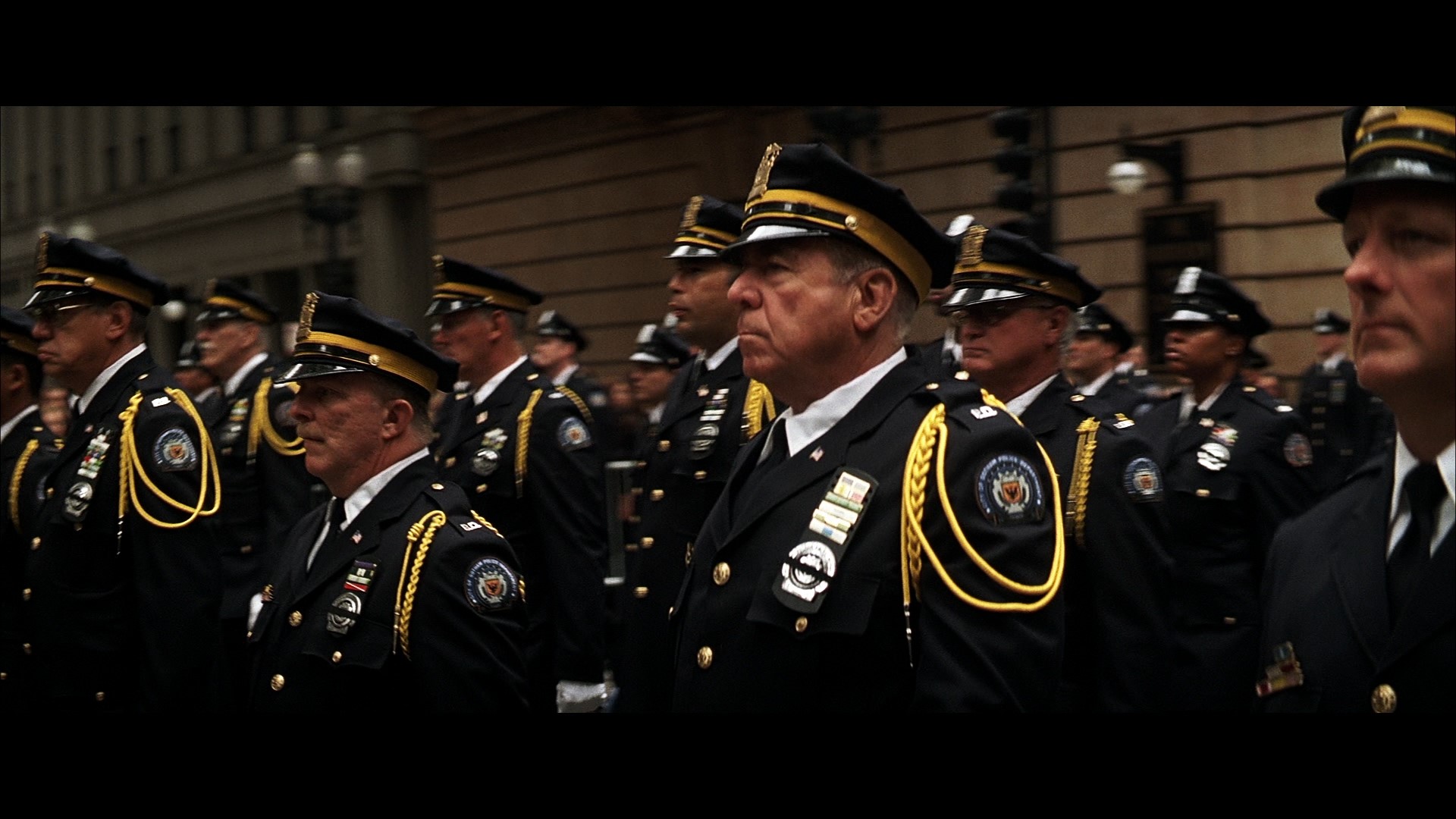 THE DARK KNIGHT (2008) - Gotham City Police Badge with Mourning Band and Ranking Bars - Image 11 of 11
