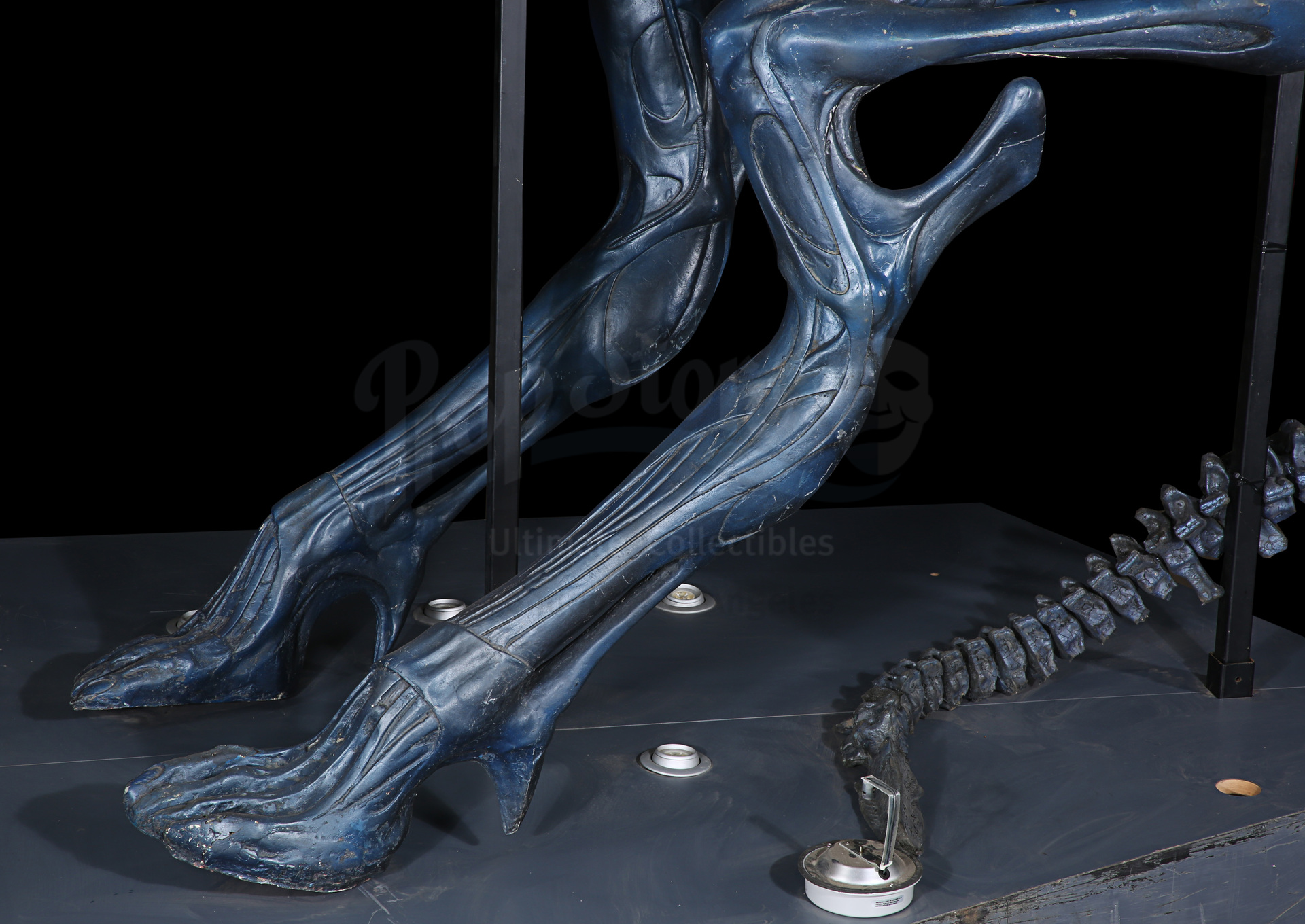 ALIENS (1986) - Full-size Promotional Alien Queen - Image 25 of 38