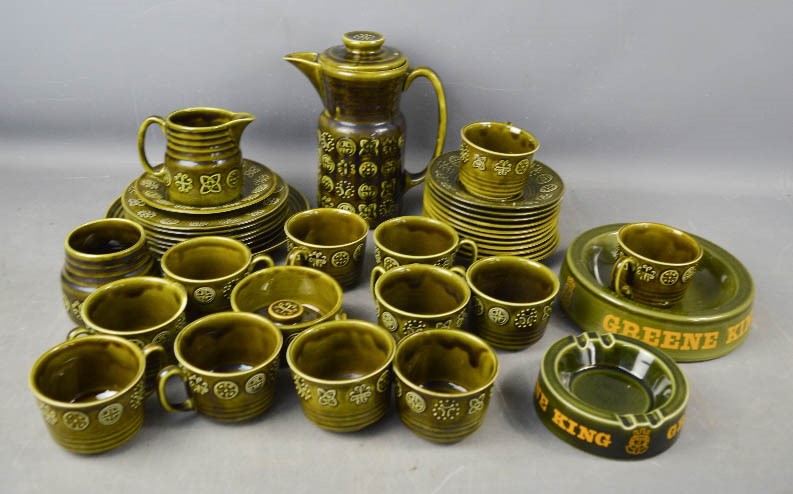 A group of vintage green Nelson Pottery tea service, no 568.