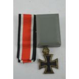 An German Knights cross, and oak leaves marked l12 - 800