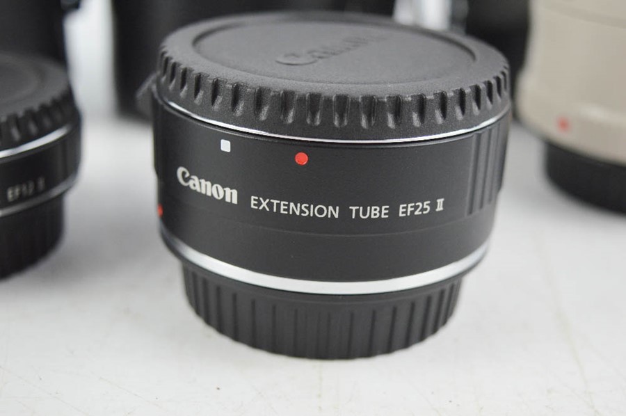 A group of Canon extender lenses, to include EF25, EF12. - Image 3 of 4