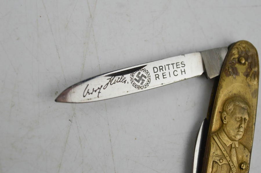 An Adolf Hitler souvenir commemorative pen knife, Deutschland Erwacht. - Image 2 of 2