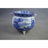 An early Victorian blue and white cauldron form jardiniere, 15cm high.