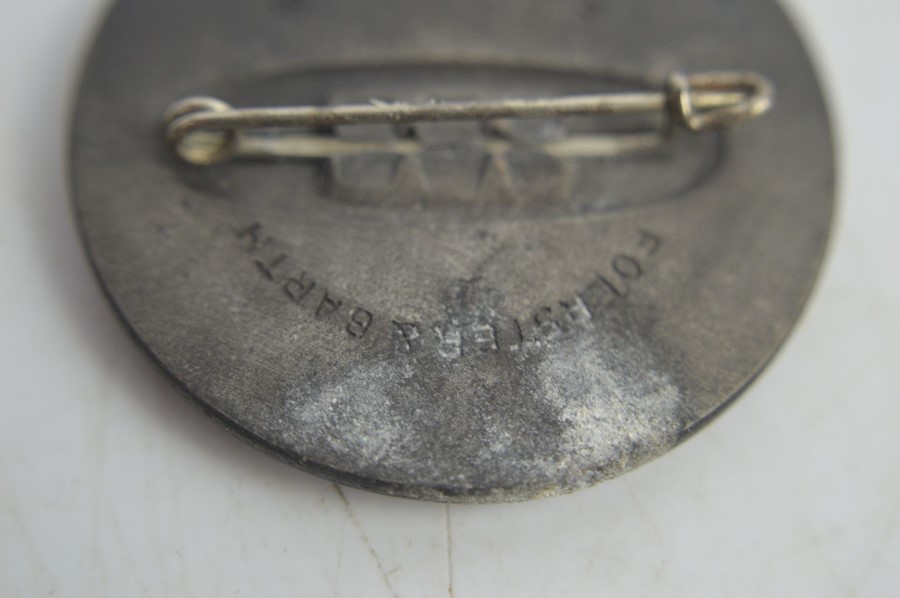 Five Nazi part badges all with makers marks and a 1937 Adolf Hitler commemorative coin - Image 5 of 6