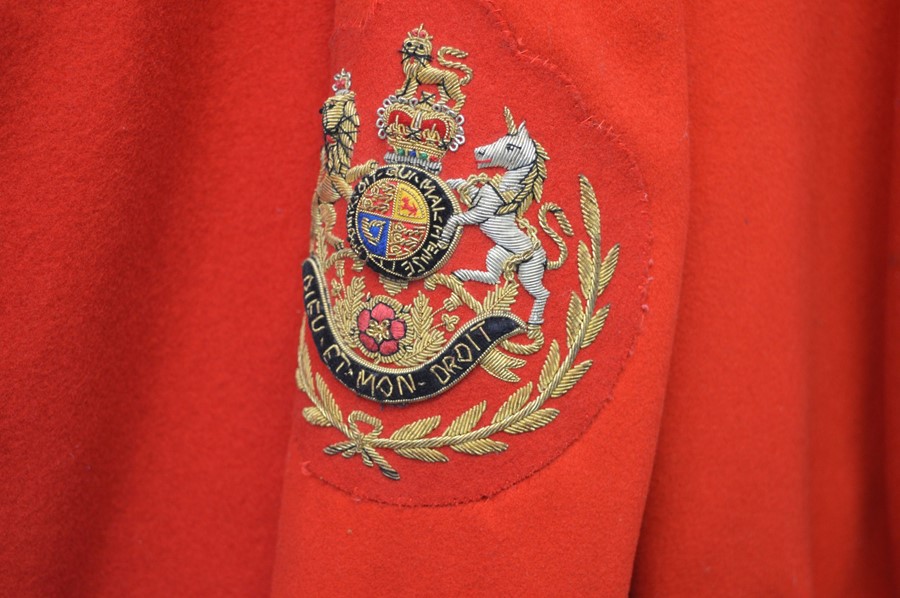 A Warrant officers 1st class Irish guards Uniform belonging to Wilkingson who was present at the - Image 2 of 4