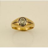 A gentleman's 18ct gold (tested) ring, with old cut diamond, size S/T. 6g.