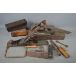 A Quantity of vintage wood planes and tools to include Bailey No 6 plane