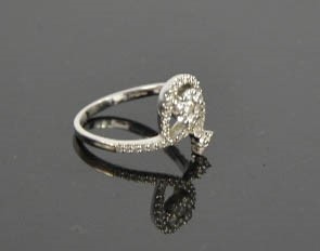 An 18ct white gold and diamond ring, in a contemporary design, size M, 3.2g. - Image 3 of 3