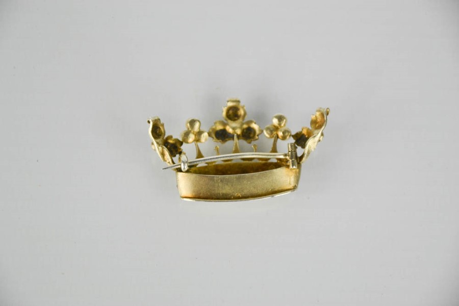 A gilt metal, pearl and paste stone brooch in the form of a crown, 5cm by 2.5cm. - Image 2 of 2