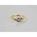 An antique 18ct yellow gold diamond, platinum set trilogy ring. Diamond approx 0.4ct - size N - 2.3g