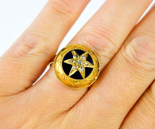 A 9ct antique yellow gold and diamond set star and enamel mourning ring, size N, 4.3g. - Image 4 of 4