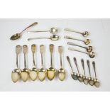 A group of eighteen silver spoons, 7.2toz.