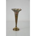 An Edward VII silver trumpet vase, with pierced neck, Birmingham 1902, 20cm high, 8toz.