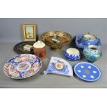 A group of collectible ceramics to include a 19th century Imari plate , various blue and white ,