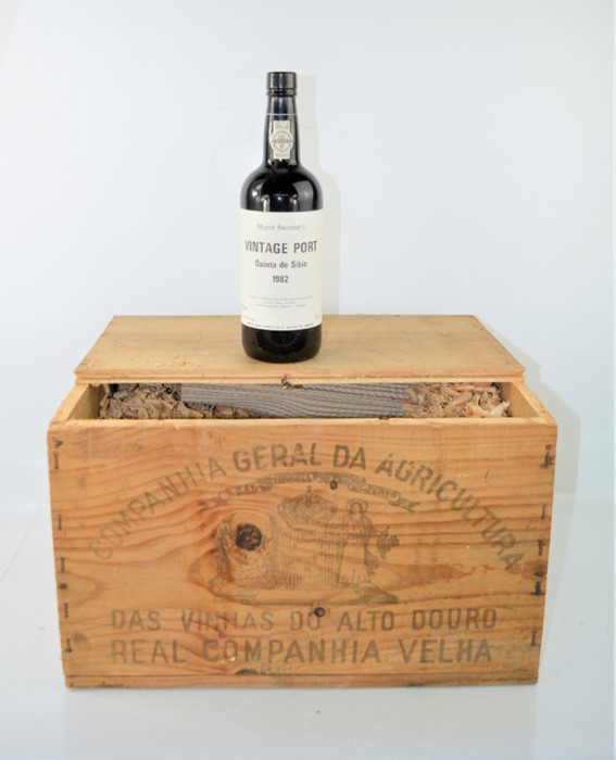 Six bottles of Quinta do Sibio 1982 vintage port in a wooden crate