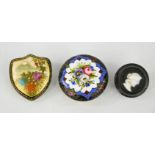 A Japanese Satsuma shield form brooch, circa 1900, a cameo button, and an enamelled floral button/