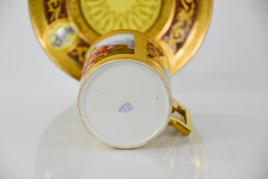 A fine early 19th century Vienna porcelain coffee can and saucer, hand painted to depict courting - Image 5 of 5