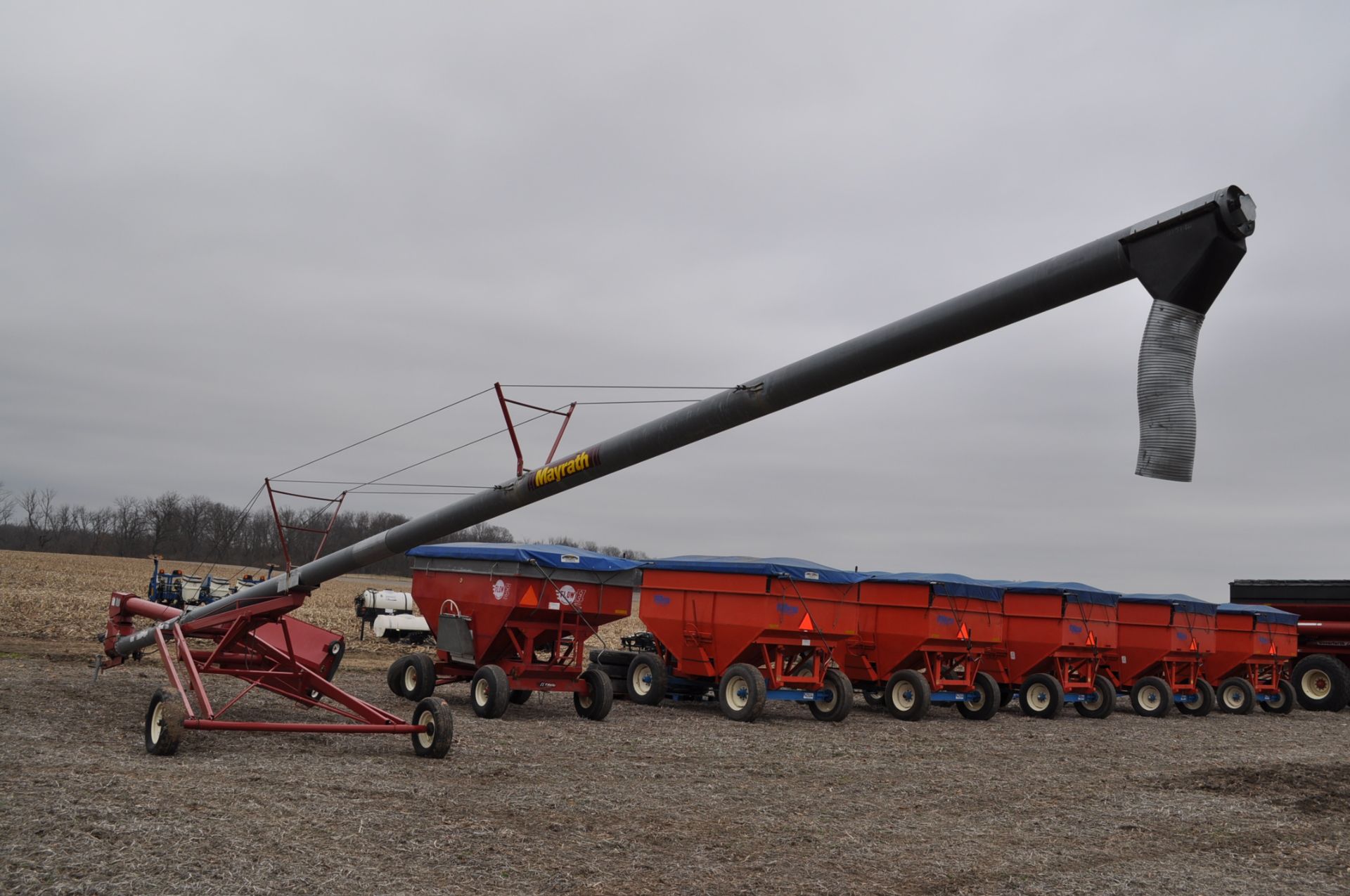 10” x 62’ Mayrath swing-a-way auger, 540 pto, hyd raise - Image 3 of 6