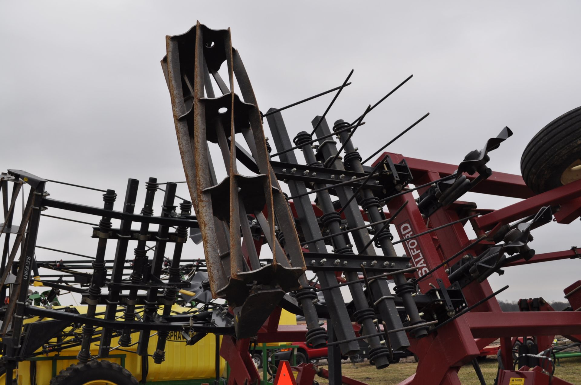 18’ Salford RTS vertical till, coil tine harrow, rolling basket, hyd fold, SN 092072ML - Image 11 of 16